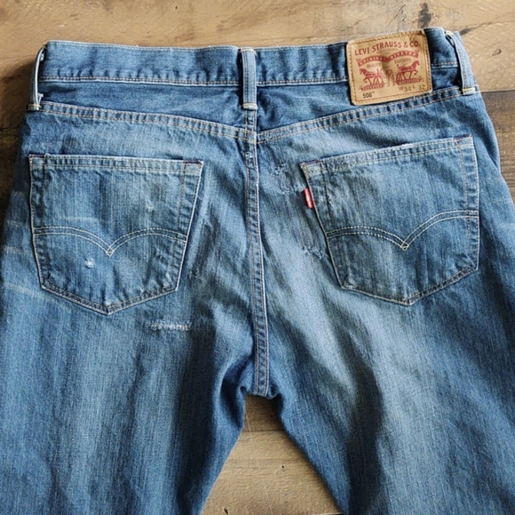 Levi's 508 distressed raw hem jeans size 34×32 - Picture 12 of 14